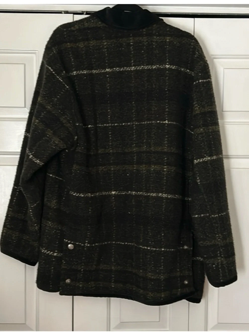 Banana Republic Olive Plaid Snap-Front Jacket with Black Collar